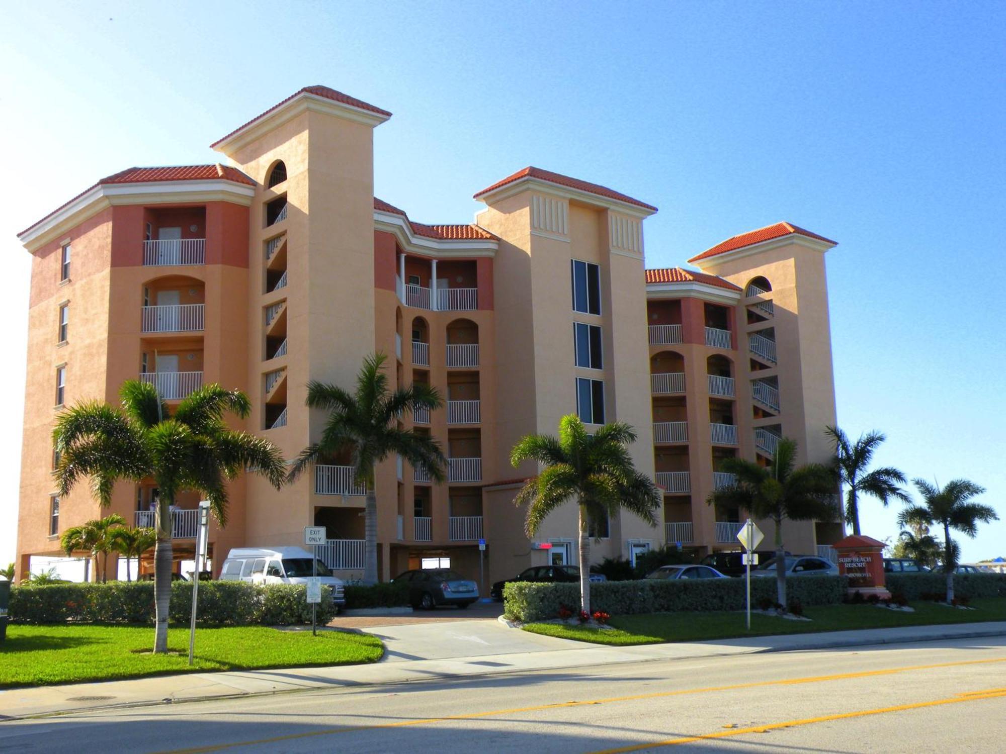 Surf Beach Resort By Sunsational Beach Rentals St. Pete Beach Exterior photo